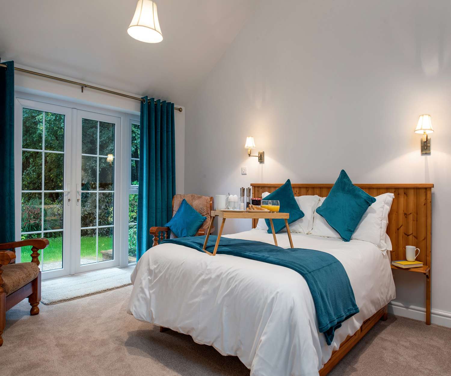 Spacious bedroom - Romantic getaway at Tyddyn Sydney Bach Bangor North Wales