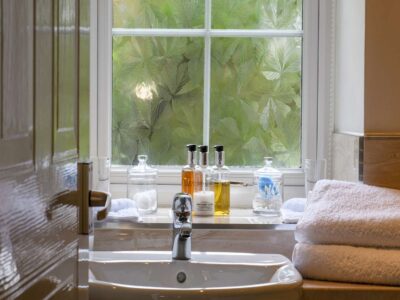 Bathroom - luxury toiletries and fluffy towels 5* luxury self catering accommodation North Wales